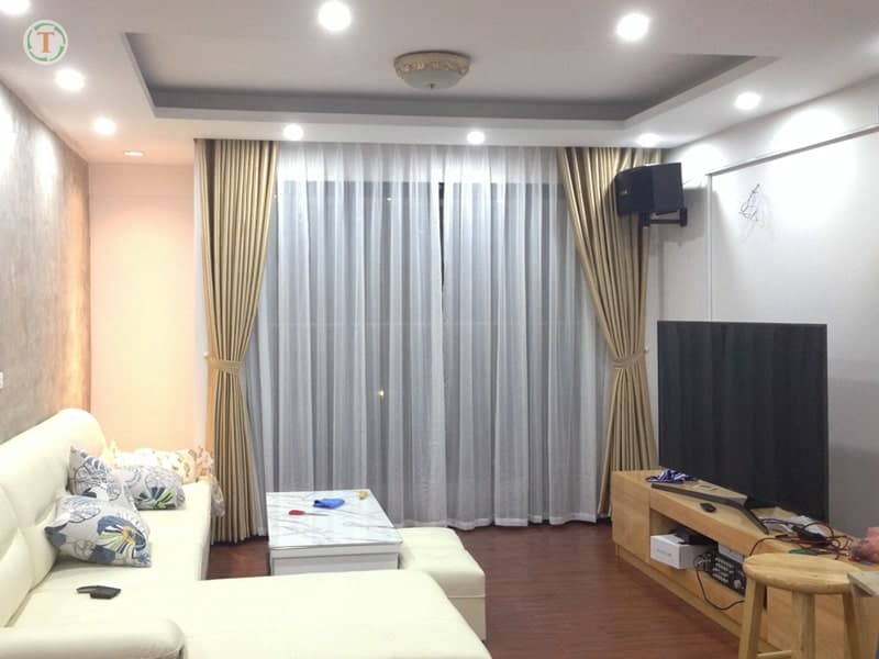 rem-vao-2-lop-cho-can-ho-phong-khach-6-min