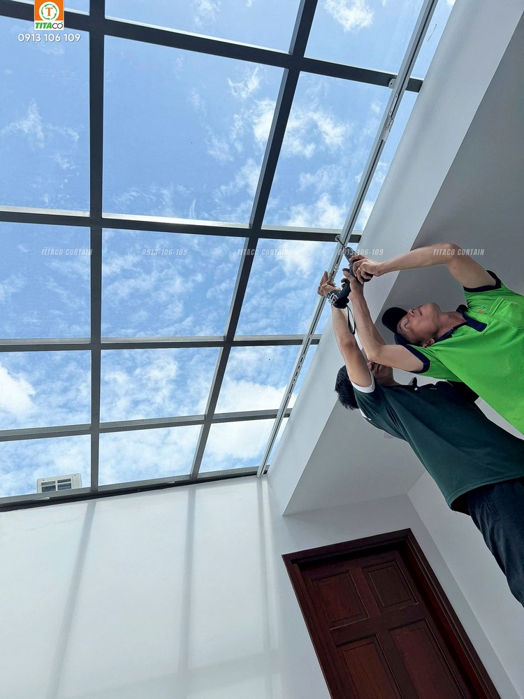 Màn tự động, Rèm điều khiển từ xa (động cơ rèm chính hãng) Màn tự động, Rèm điều khiển từ xa (động cơ rèm chính hãng)