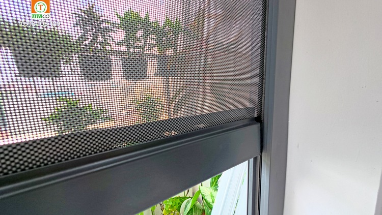 Rèm Cuốn Ngoài Trời Zipper Tự Động - Rèm Chống Gió Bão Tốt Bền Đẹp Rèm Cuốn Ngoài Trời Zipper Tự Động - Rèm Chống Gió Bão Tốt Bền Đẹp
