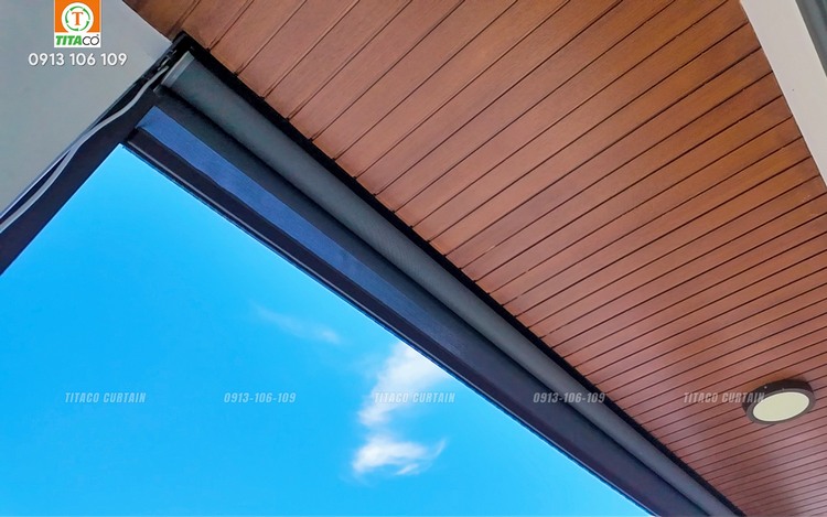 Rèm Cuốn Ngoài Trời Zipper Tự Động - Rèm Chống Gió Bão Tốt Bền Đẹp Rèm Cuốn Ngoài Trời Zipper Tự Động - Rèm Chống Gió Bão Tốt Bền Đẹp