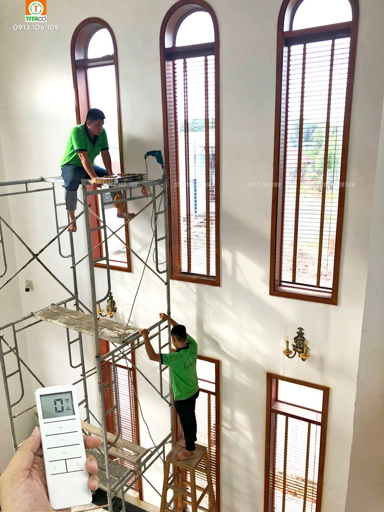 Màn tự động, Rèm điều khiển từ xa (động cơ rèm chính hãng) Màn tự động, Rèm điều khiển từ xa (động cơ rèm chính hãng)